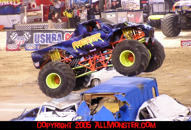 PREDATOR PROWLER TRUCK BODY MONSTER JAM