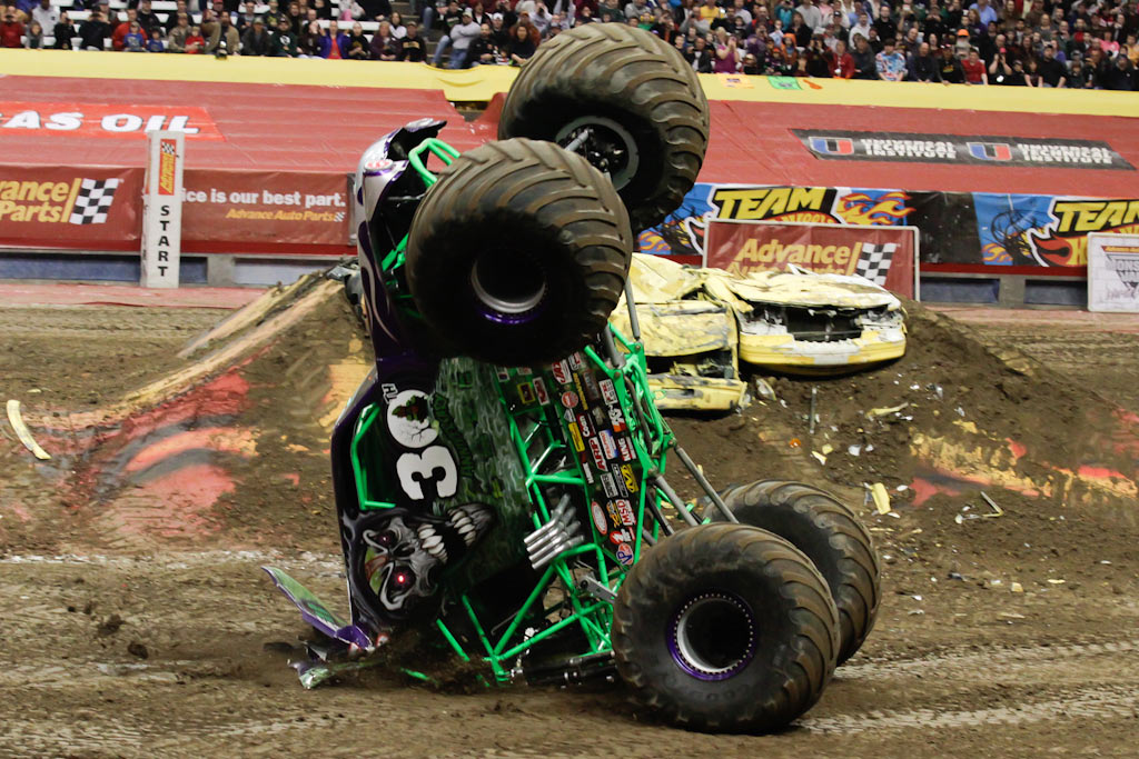 Monster Jam Photos: Syracuse, New York - March 10, 2012